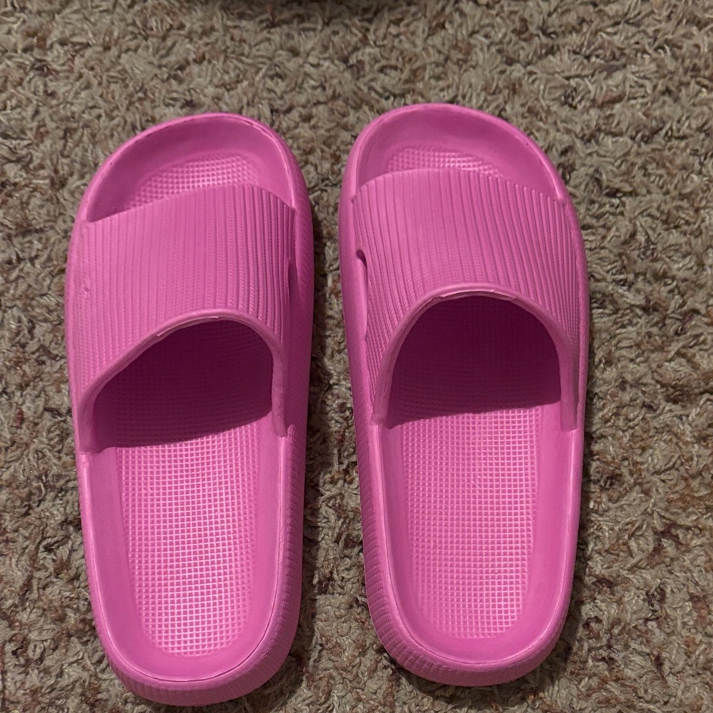 Amazon Pink Women's Slide Sandals